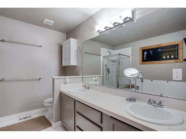 422 Hillsboro Ct N, Fort Collins, CO 80525