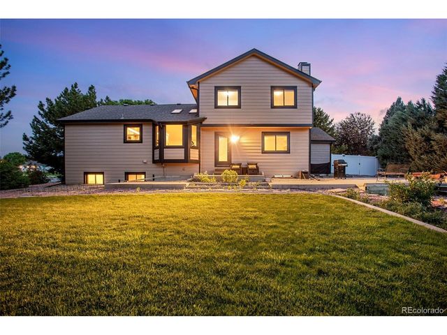 422 Hillsboro Ct N, Fort Collins, CO 80525