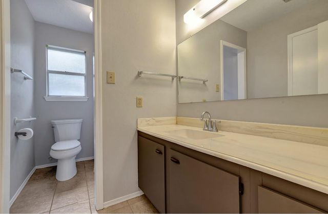 3747 Clear Falls Drive, Kingwood, TX 77339