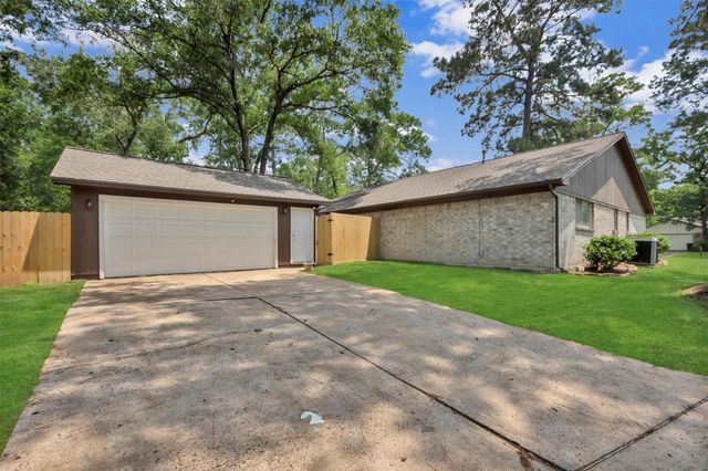 3747 Clear Falls Drive, Kingwood, TX 77339