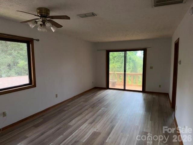 581 Courtwood Lane 6, Hendersonville, NC 28739