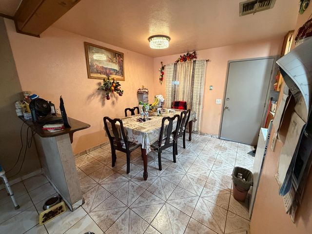 8767 S Rodriguez Avenue, Parlier, CA 93648