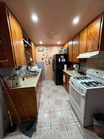 8767 S Rodriguez Avenue, Parlier, CA 93648