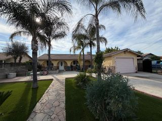8767 S Rodriguez Avenue, Parlier, CA 93648