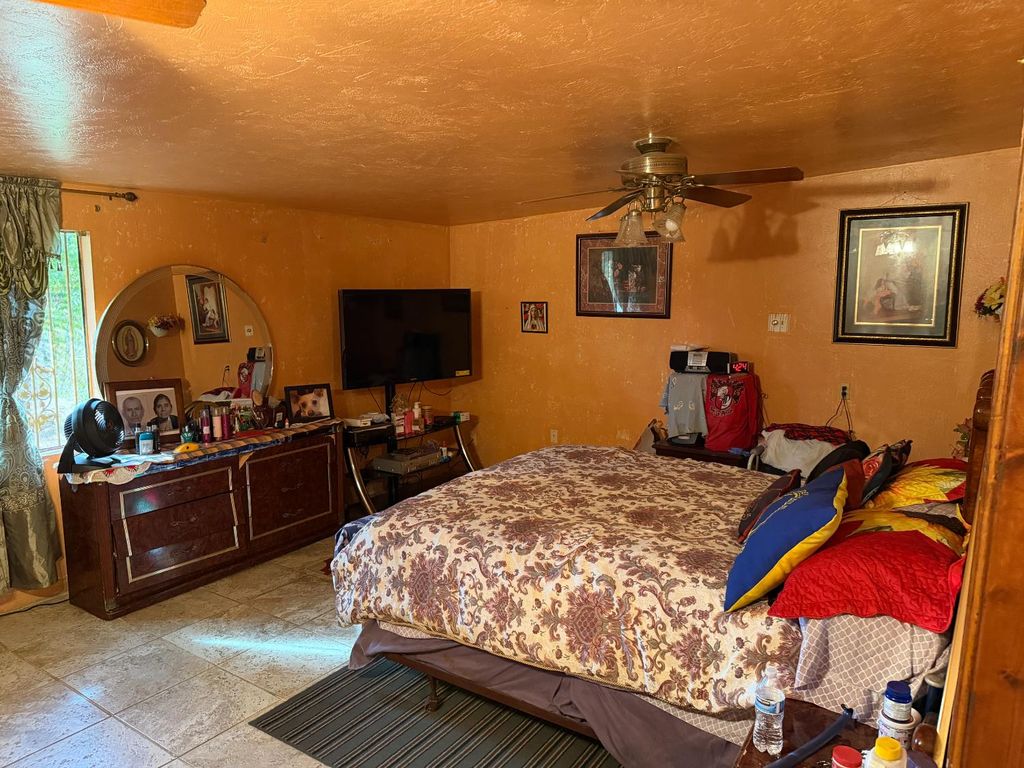 Image 13 of property listing at 8767 S Rodriguez Avenue, Parlier, CA 93648