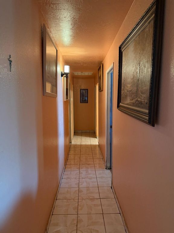 Image 7 of property listing at 8767 S Rodriguez Avenue, Parlier, CA 93648
