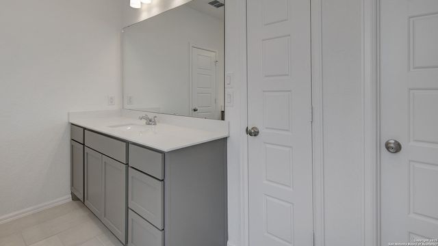 12643 Cotorra Springs, San Antonio, TX 78254