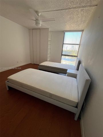 20301 W Country Club Drive 625, Aventura, FL 33180