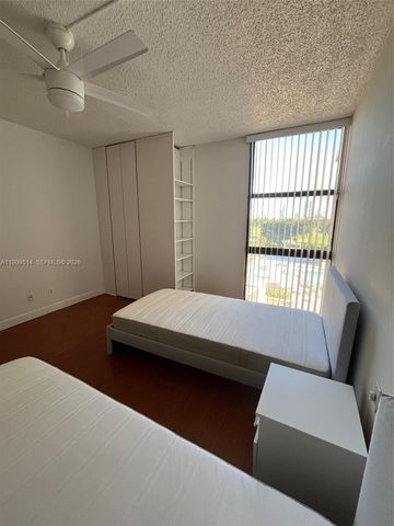 20301 W Country Club Drive 625, Aventura, FL 33180