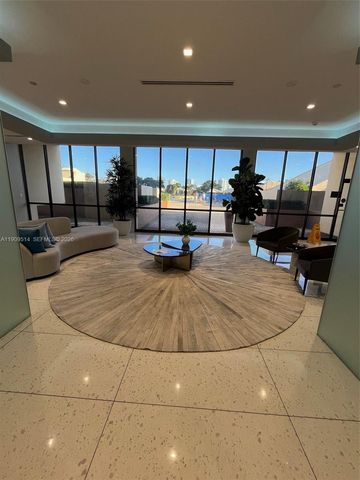 20301 W Country Club Drive 625, Aventura, FL 33180