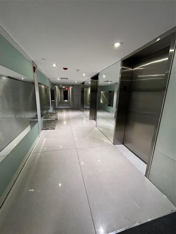 20301 W Country Club Drive 625, Aventura, FL 33180