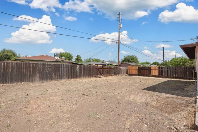 3205 E Marsh St, Stockton, CA 95205