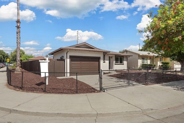 3205 E Marsh St, Stockton, CA 95205