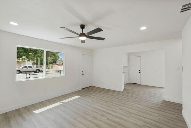 3205 E Marsh St, Stockton, CA 95205