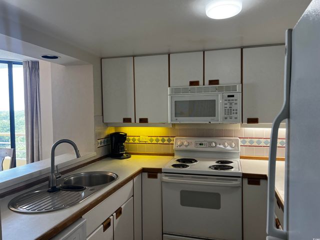 100 Ocean Creek Dr Apt J8, Myrtle Beach, SC 29572