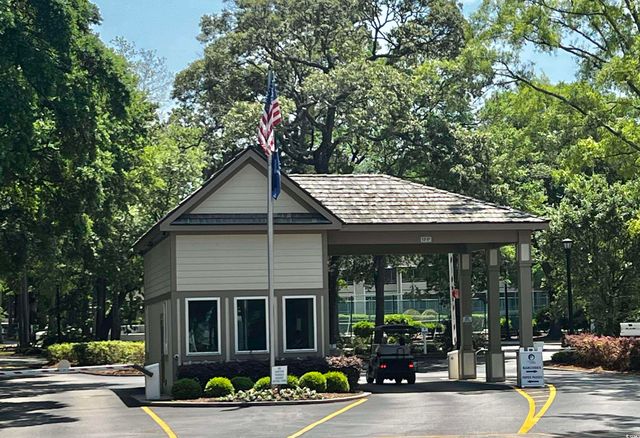 100 Ocean Creek Dr Apt J8, Myrtle Beach, SC 29572