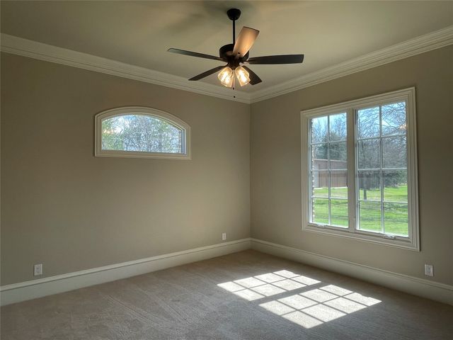 90 Woodland Hills Drive, Sherman, TX 75092