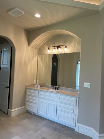 90 Woodland Hills Drive, Sherman, TX 75092