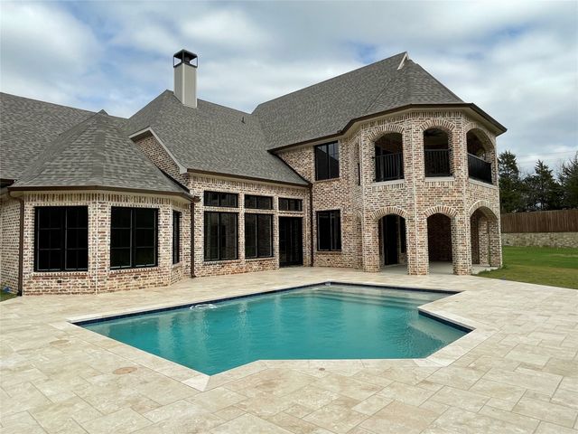 90 Woodland Hills Drive, Sherman, TX 75092