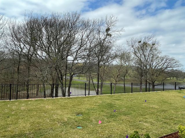 90 Woodland Hills Drive, Sherman, TX 75092