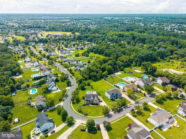 10 TARA DR, Sewell, NJ 08080