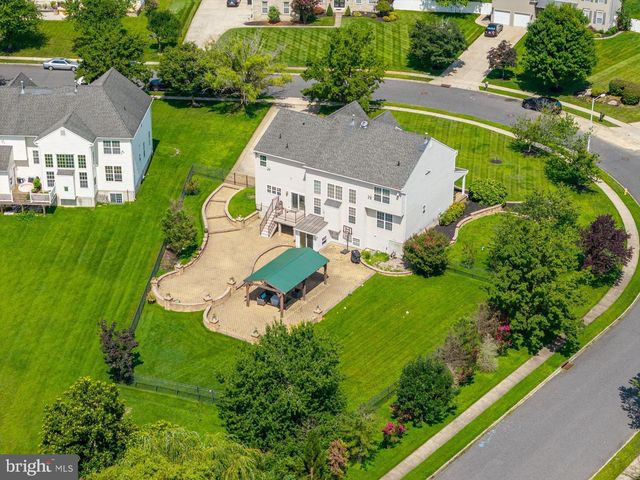 10 TARA DR, Sewell, NJ 08080