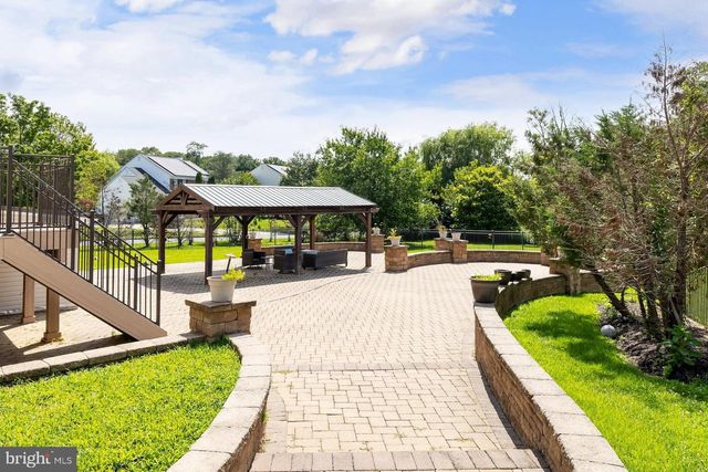 10 TARA DR, Sewell, NJ 08080