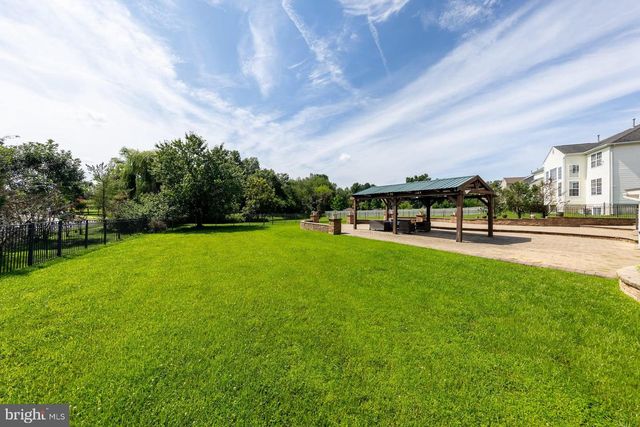 10 TARA DR, Sewell, NJ 08080