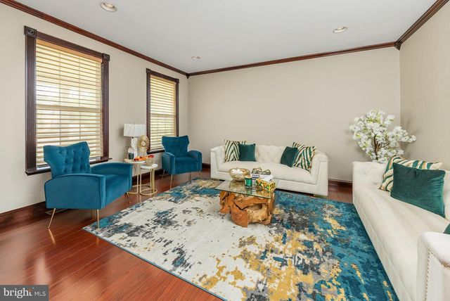10 TARA DR, Sewell, NJ 08080