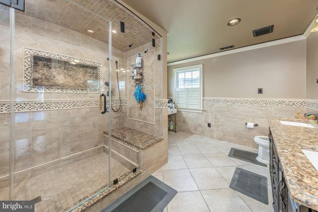 10 TARA DR, Sewell, NJ 08080