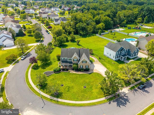 10 TARA DR, Sewell, NJ 08080