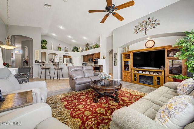 17967 W Stinson Drive, Surprise, AZ 85374
