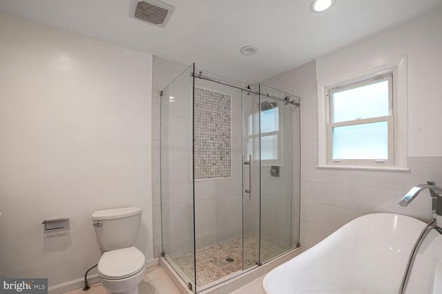 716 DOWNS DR, Silver Spring, MD 20904