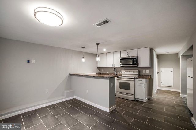 716 DOWNS DR, Silver Spring, MD 20904