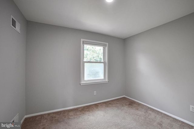 716 DOWNS DR, Silver Spring, MD 20904