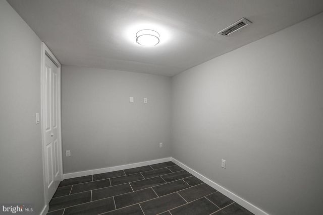 716 DOWNS DR, Silver Spring, MD 20904