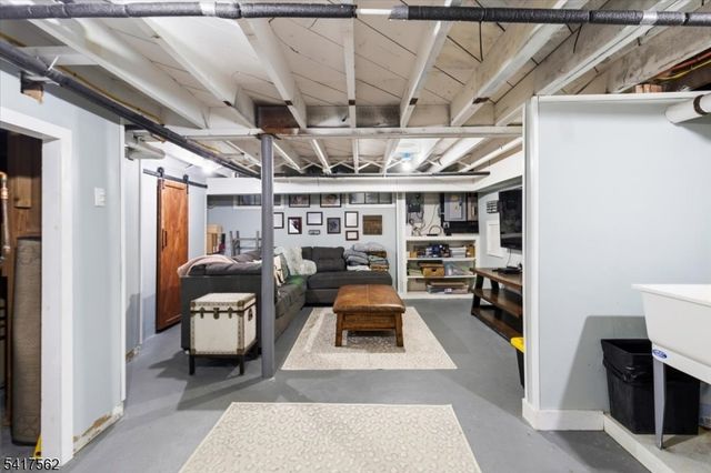 12 Dayton Crescent, Bernardsville Boro, NJ 07924