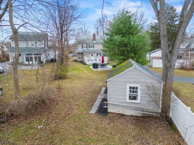 12 Dayton Crescent, Bernardsville Boro, NJ 07924