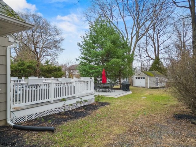12 Dayton Crescent, Bernardsville Boro, NJ 07924