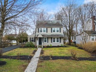 12 Dayton Crescent, Bernardsville Boro, NJ 07924
