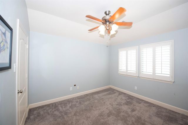 2402 Clippers Square, Nassau Bay, TX 77058