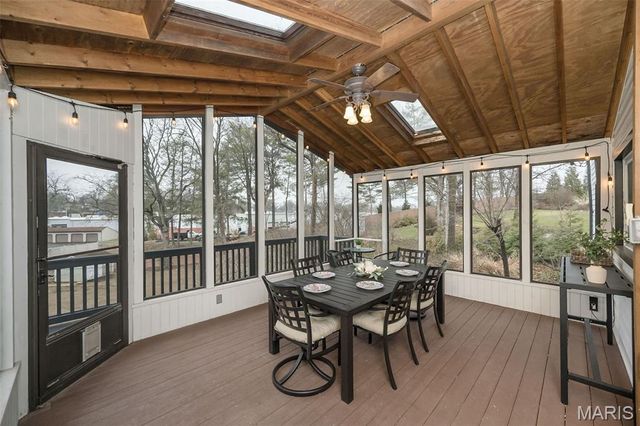 815 Brookside Drive, Glendale, MO 63122