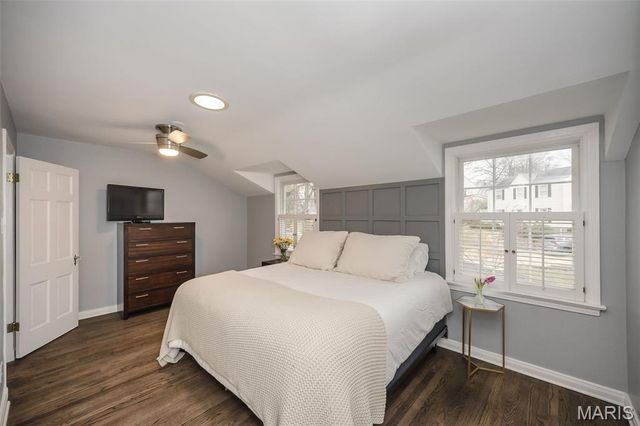 815 Brookside Drive, Glendale, MO 63122