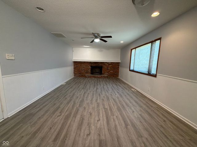 8214 Forsythia Court, Indianapolis, IN 46219