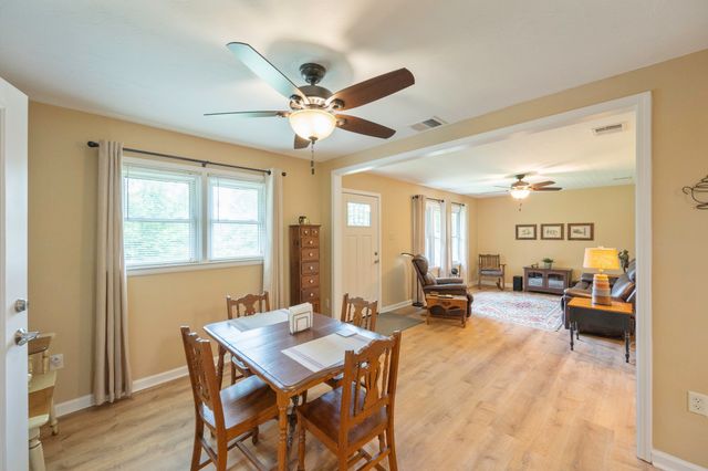 112 Sam Horner Ln, Decaturville, TN 38329