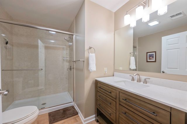112 Sam Horner Ln, Decaturville, TN 38329