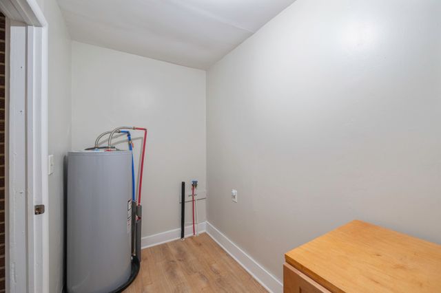 112 Sam Horner Ln, Decaturville, TN 38329