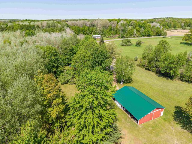 6720 N Rodgers Avenue, Harrison, MI 48625
