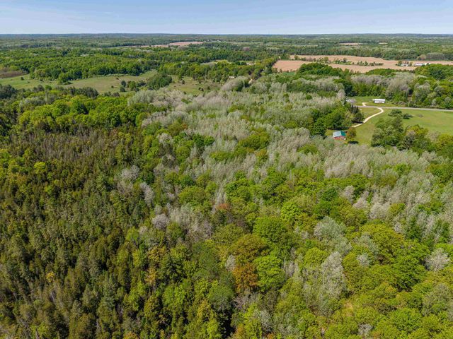 6720 N Rodgers Avenue, Harrison, MI 48625