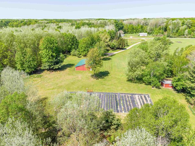 6720 N Rodgers Avenue, Harrison, MI 48625